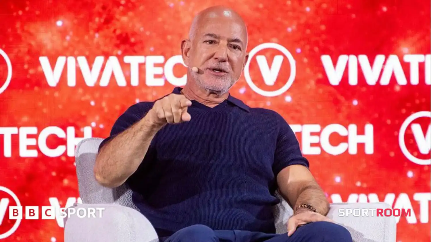 Bezos бастаған консорциум Liverpool клубының үштен бір бөлігін сатып алды